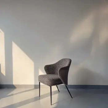 Elegant Grey Flax Fabric Dining Chairs for Modern Luxury Kitchens and Restaurants