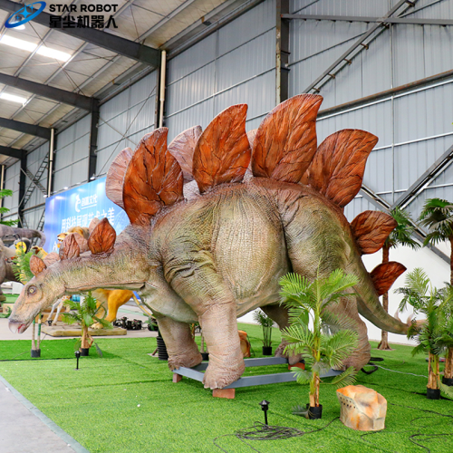 Robot stegosaurus berkualitas tinggi dengan fitur realistis