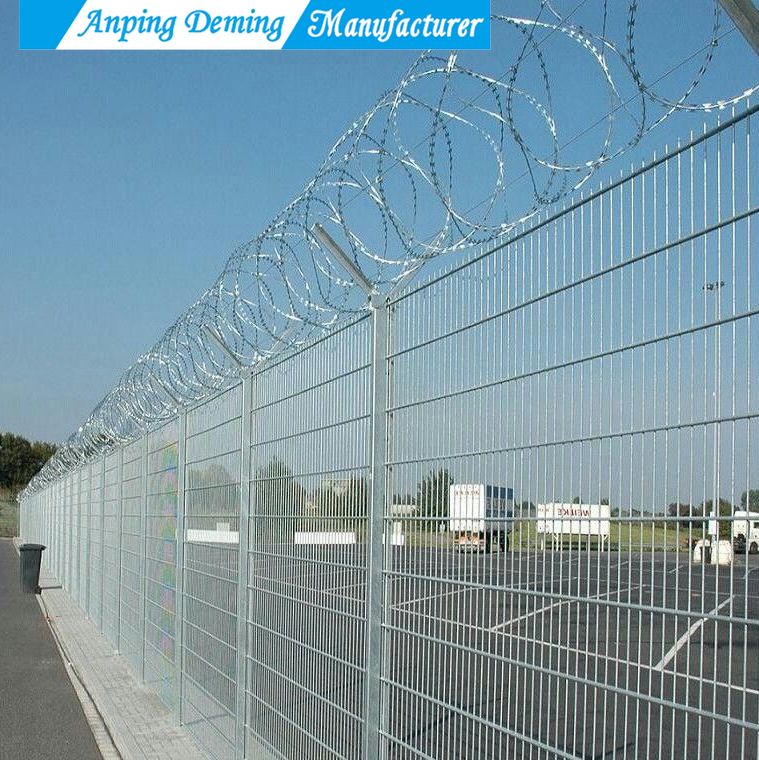 v curves wire mesh fence panels