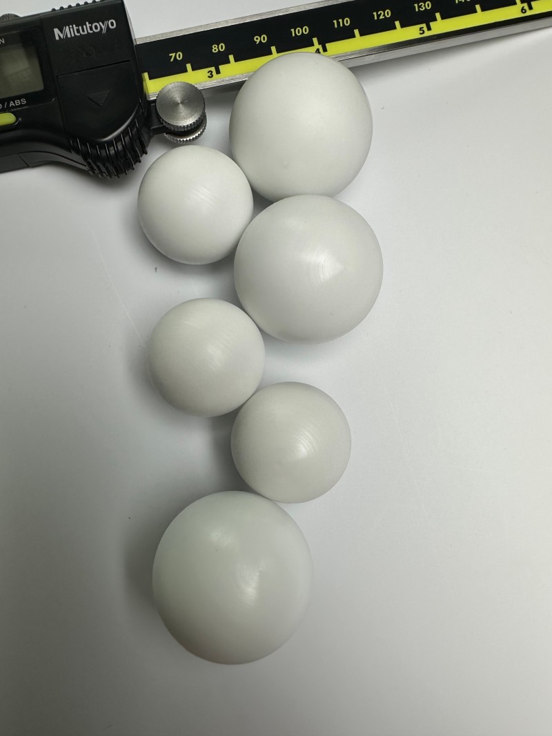 Ertalyte® PETP solid balls1 Ertalyte® PETP solid balls1