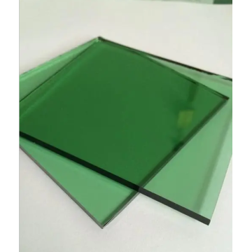 Verre de verre teinté vert foncé