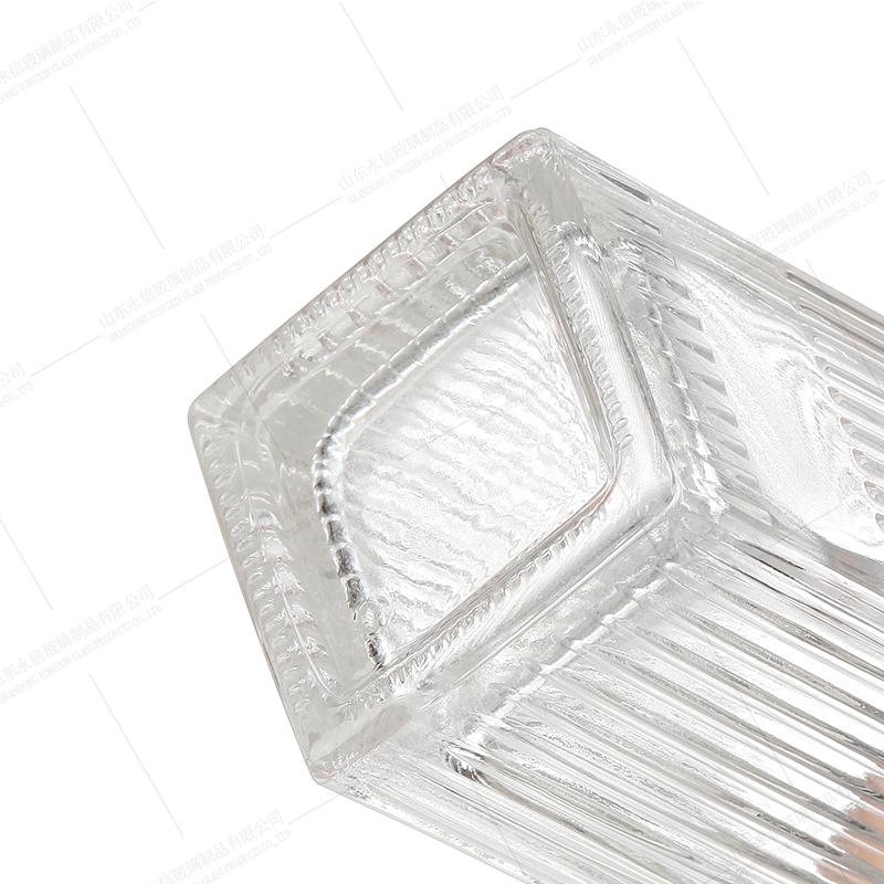 Flat square bayonet glass perfume diffuser bottle