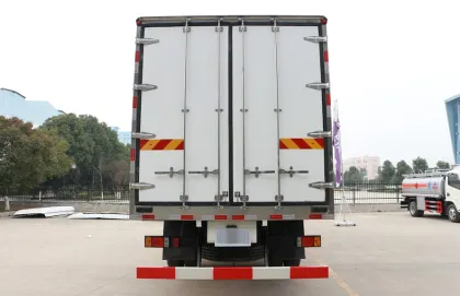 Brand New FOTON 46m³ Fresh Meat Transportation Truck