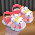 PVC Soft Baby Slippers Cartoon Sandalias para niños para niños pequeños