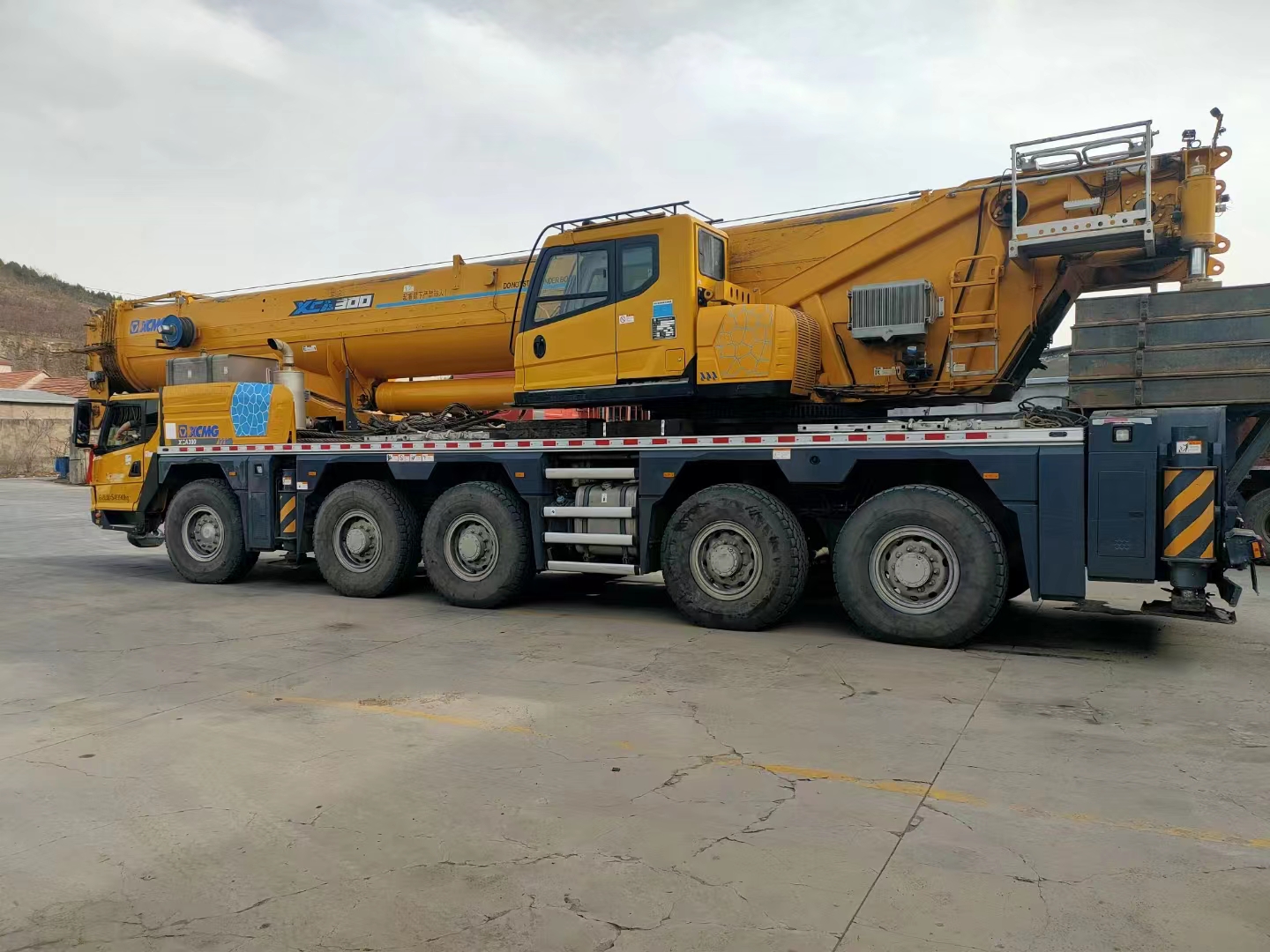 XCMG XCA200L7 Truck Crane