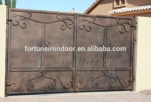 2016 decorative wrought iron gate made with beautiful scroll works and open by swing.
