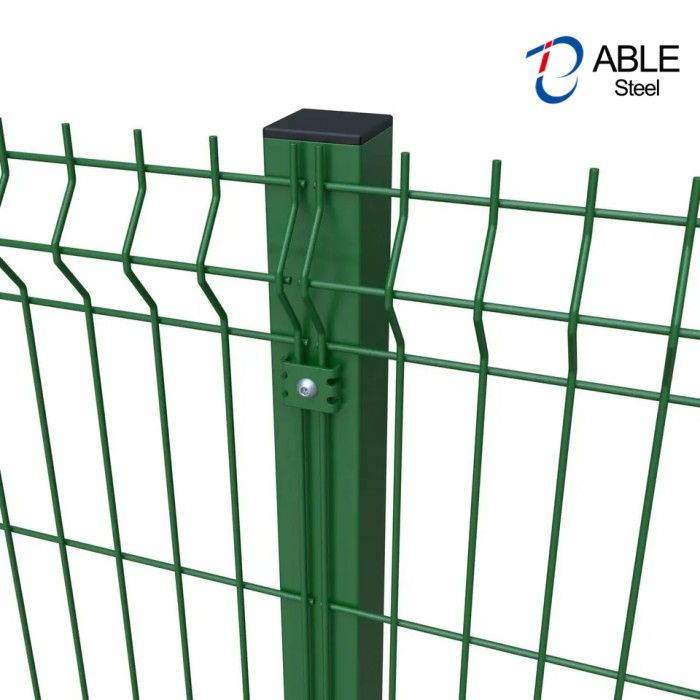 Welded Wire Mesh Fence Jpg