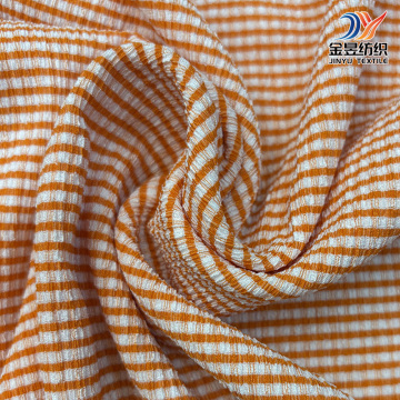 نسيج كريب مخطط عصري يتميز بملمس Gingham