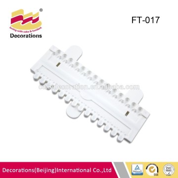 Cake decorating bead maker