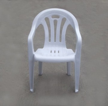 Plastic Chair with Armrest of Different Color for Rental Company