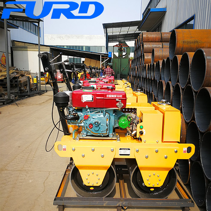 Diesel Hand Operated Mini Road Roller Compactor