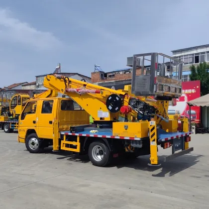 Jiangling double row 23 meter lift truck