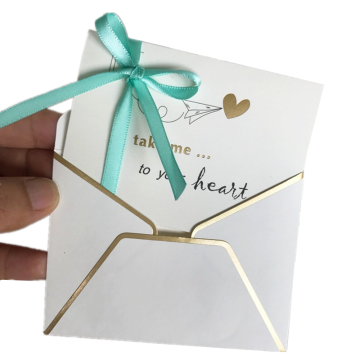 L'oro che timbra il buon compleanno vi ringrazia cartoline d'auguri