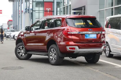 275HP Petrol Automatic 2WD Ford Everest Elite 5-Seater SUV for Sale