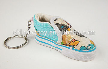 mini women's board shoes keychain