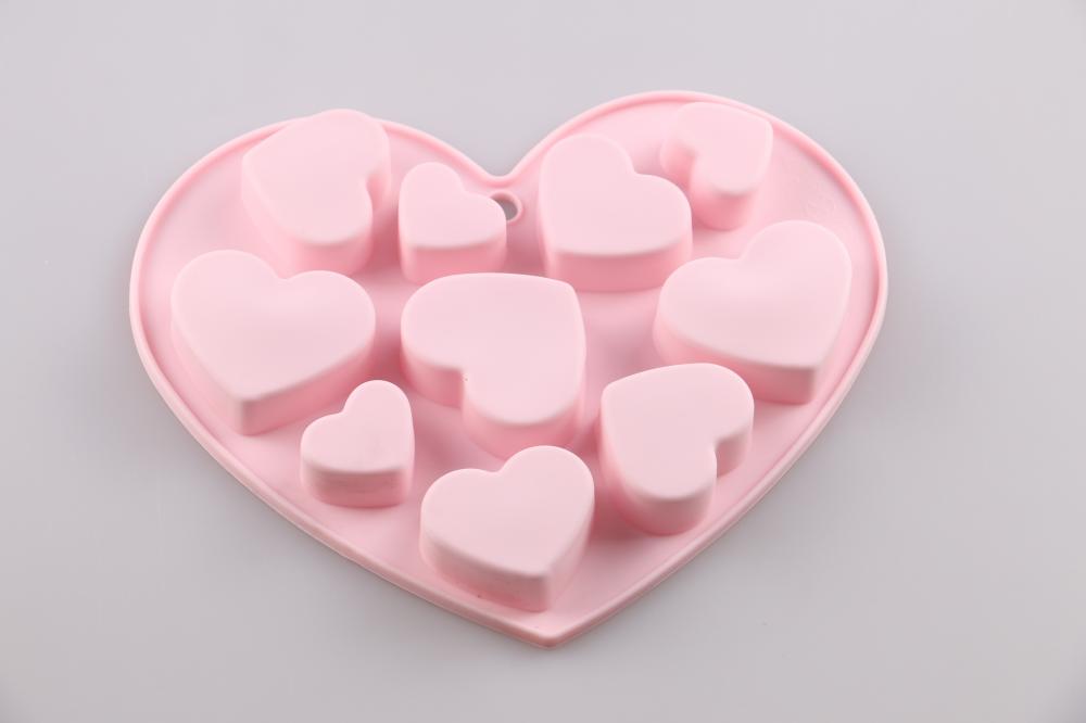 heart shaped cake mold