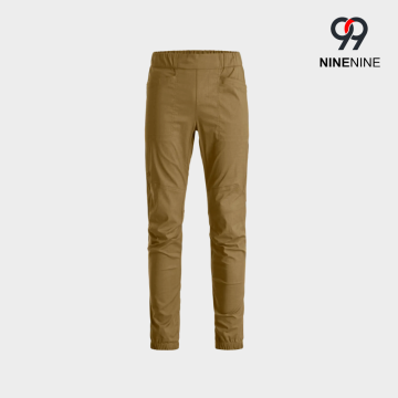 Легкие эластичные джоггеры для летних походов