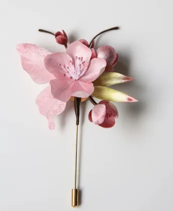 Original design non-legacy velvet Hua Hudie brooch