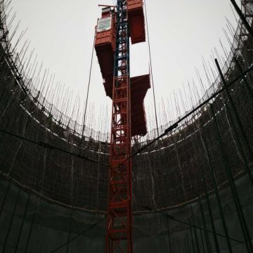 Chimney type Construction Hoist equipment for lifting