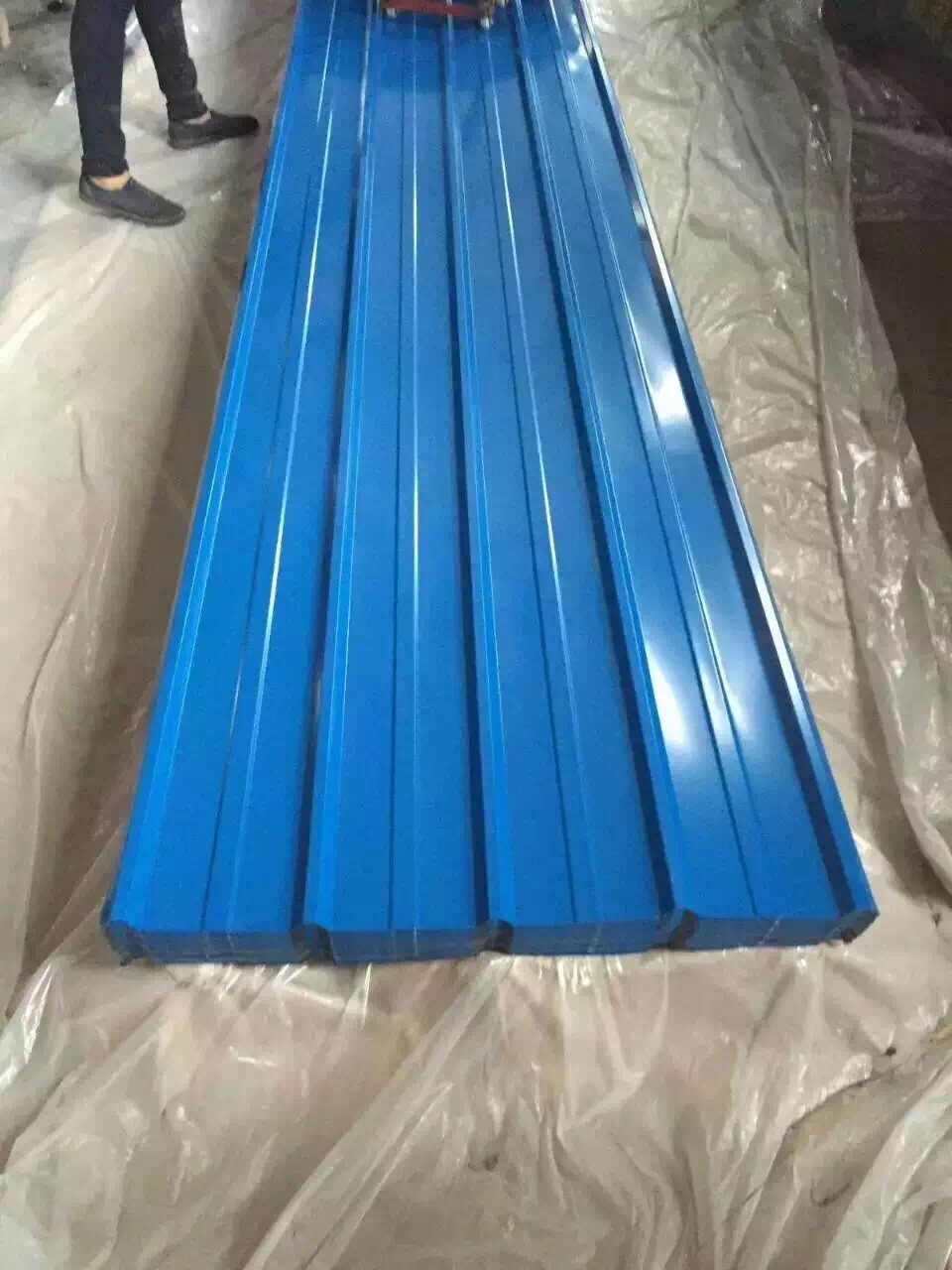 Glazed tile