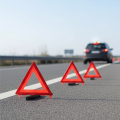 Mga Triangles ng Babala sa Emergency ng ABS Road