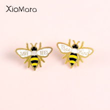 Bee Kind Save The Bees Inspirational Pins Collections Motivational Honey Bee Enamel Pin Quote Lapel pin Brooches Animal Gifts