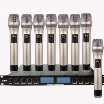 Daya Live Streetwear Sweatshirts with UHF-808 Microphone Features