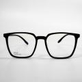 Einzigartige übergroße transparente Brillenrahmen
