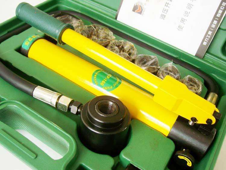 Oil hydraulic pump cylinder