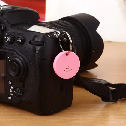 2018 Anti Lost Device Key Finder Bluetooth Tracker for Your Pet Wallet Keys and Other Belongings