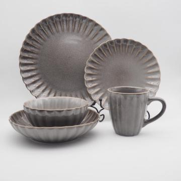 Reactive glazed Embossed fresh style dinnerset Porcelain tableware set