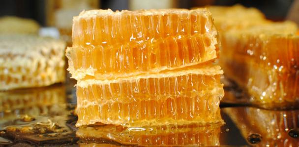 جودة عالية مشط العسل من العسل الخام