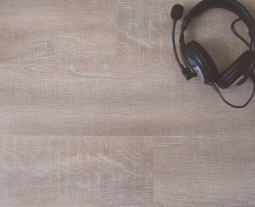 E1 Phantom Oak Hdf Glossy Laminate Flooring With Nanometer Antibacterial Layers