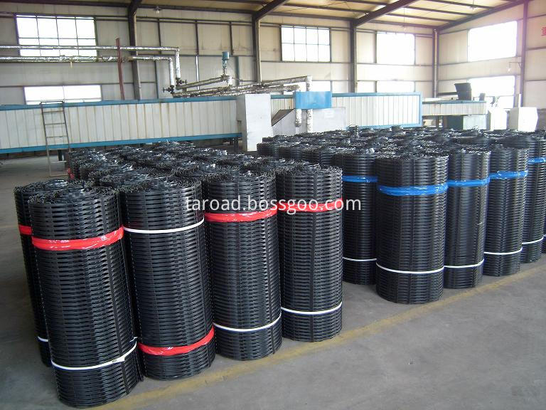 PP Uniaxial geogrid for retaining wal