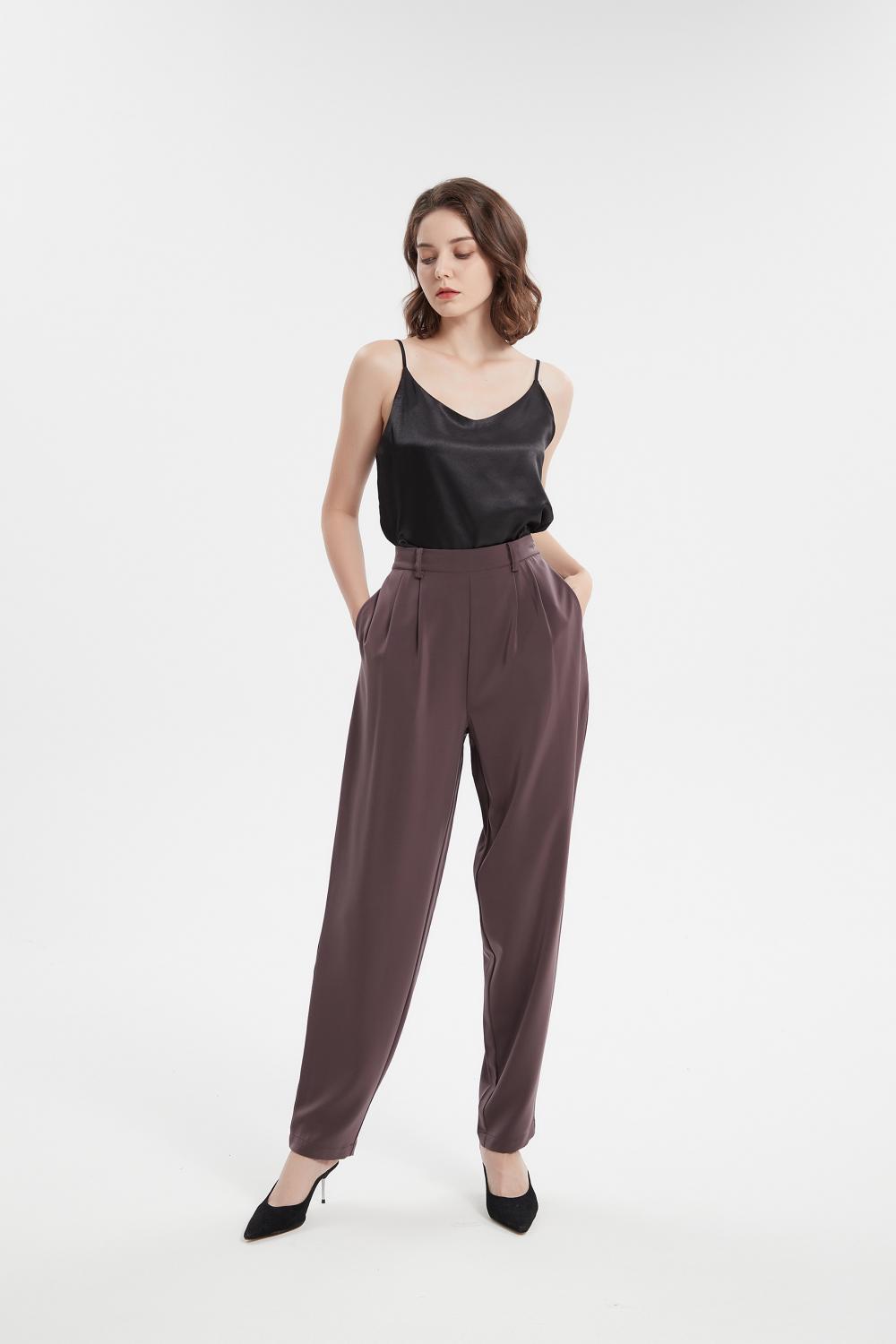 traje de mujer de pantalón de moda