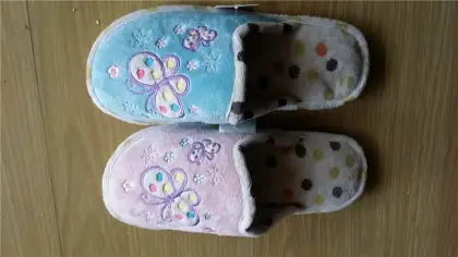 Children slippers
