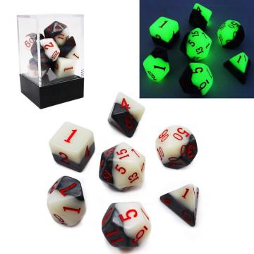 Bescon Двухцветные светящиеся многогранные игральные кости Набор из 7 предметов Green Dawn, Набор светящихся кубиков для RPG d4 d6 d8 d10 d12 d20 d%, упаковка Brick Box