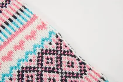 Girl's Knitted Jacquard Snow Pattern Christmas Scarf