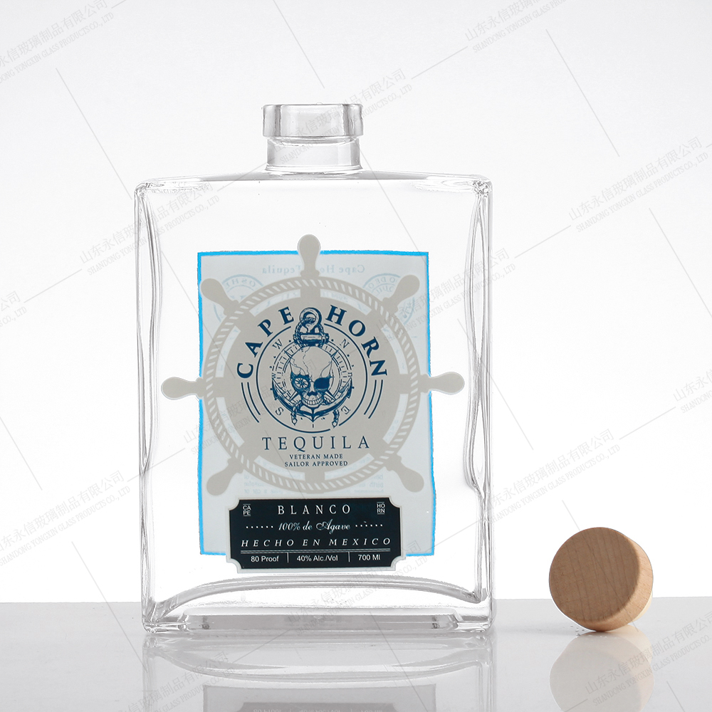 Personalized square shaped glass bottle whollesale