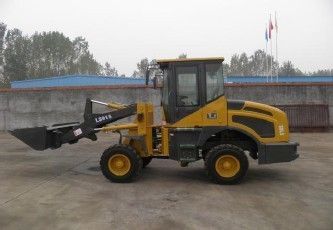 1800kg Compact Wheel Loader , Diesel Engine Construction Machinery