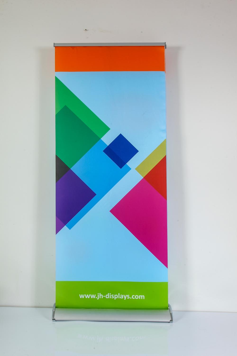Luxury Wide base roll up banner stand