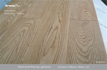 Natural E0 Glossy Solid Wood Flooring For Room 1450psi Janka Hardness