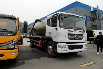 Dongfeng Chassis Vacuum Sewage Suction Truck