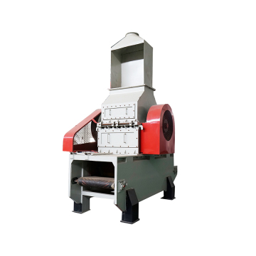 Waste solid material crusher