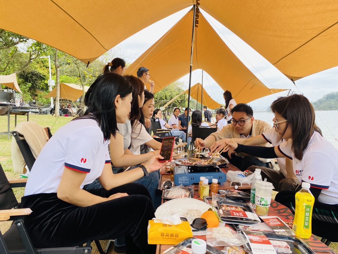 Lakeside1でおいしい食べ物をお楽しみください Enjoy delicious food in the lakeside1