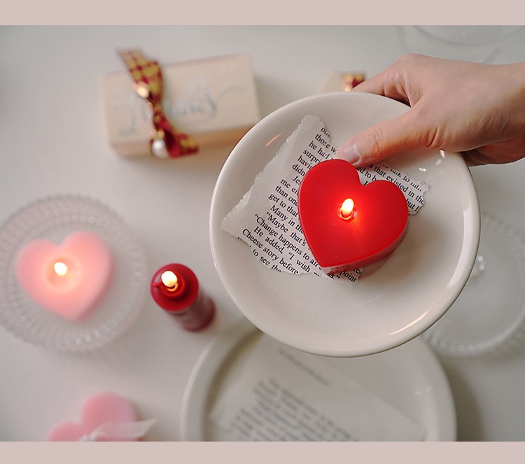 Smokeless romantic Heart-shaped Valentine's Day Wax candle