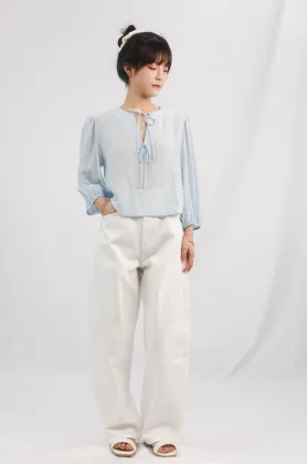 Bubble Sleeve Lace up Top