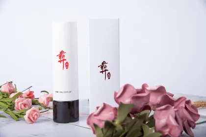 Yizhiling Clean Skin Cleansing Gel3