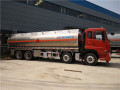 8000 liter 8x4 tankwagens voor olietransport