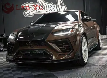 Carbon Fiber Engine Bonnet for Lamborghini Urus